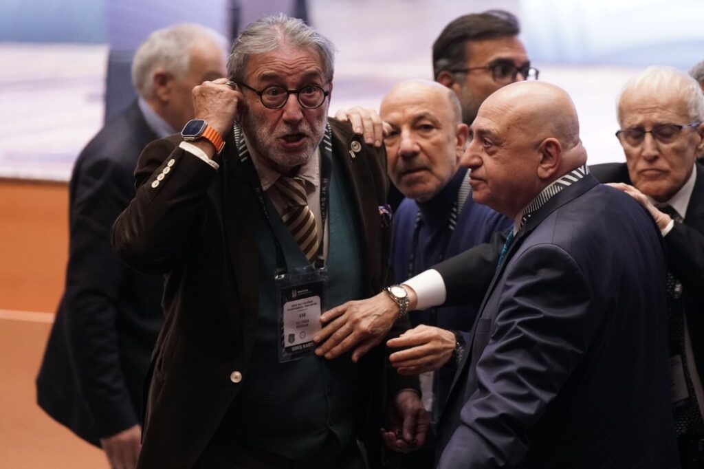 Hasan Arat ve Tevfik Yamantürk kavgası1