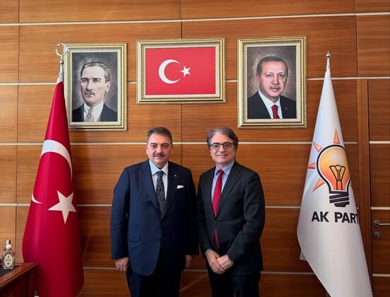 İlhan Çabukol, AK Parti Genel Merkezinde Ahmet Baha Öğütken’i Ziyaret Etti