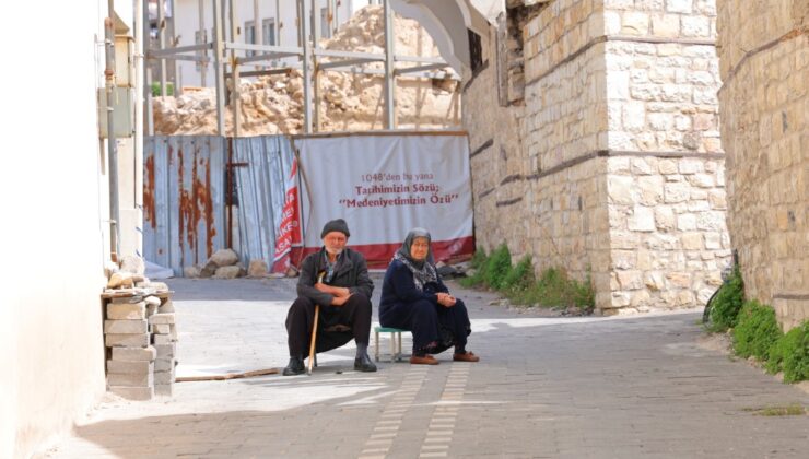 Kahramanmaraş’ta Tarihi Sokakta Yalnızlık