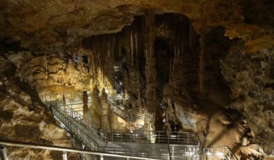 Karaca Mağarası Yeni Sezonda Ziyaretçilerini Bekliyor