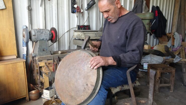 Malatya’da 55 Yıllık Kalaycı Ustası Mesleğini Yaşatmaya Çalışıyor