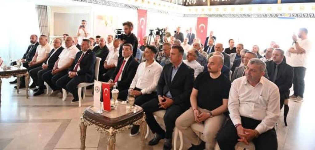 Tatar’dan Rum Kesimine Sert Mesajlar