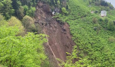 Trabzon Araklı’da Korkutan Heyelan