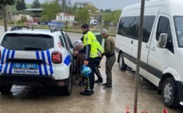 Polislerden Yardımseverlik Örneği