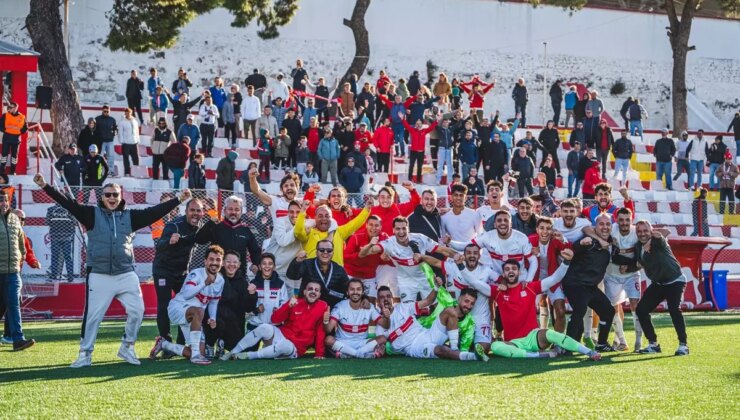 Ayvalıkgücü Belediyespor 2. Lig Kapısında!