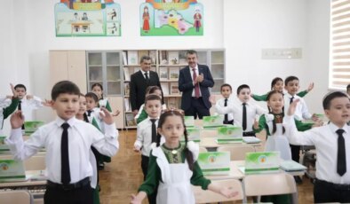Bakan Tekin, Uluslararası Matematik Olimpiyatı’nda