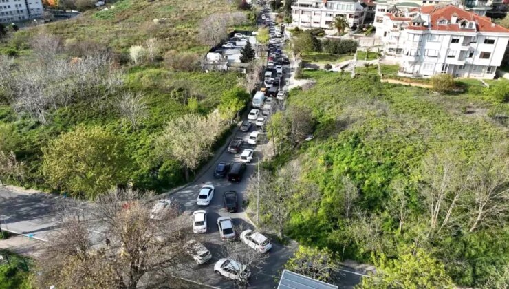Bakırköy’de Yol Çökmesi Mağduriyeti 44 Gündür Devam Ediyor