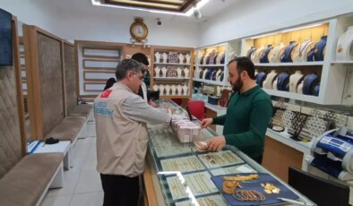 Batmanlı Kadından Gazze’ye Anlamlı Bağış