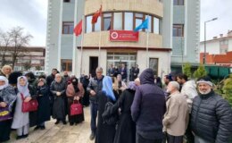 Umre Yolcuları Dualarla Uğurlandı