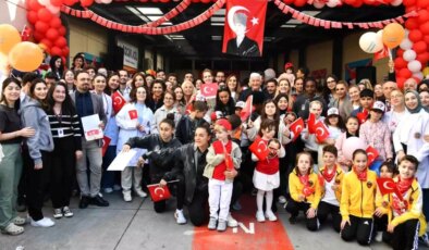 Beşiktaş Kadın Futbol Takımı’ndan Çocuklara Bayram Sevinci