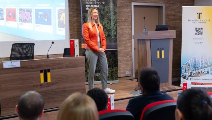 Billur Barlın Öğrencilerle Buluştu