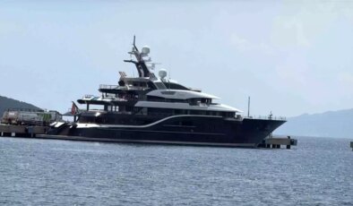 Bodrum’da Lüks Yat ‘Solandge’e Yakıt İkmali