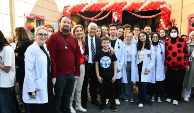 Cerrahpaşa’da 23 Nisan Coşkusu