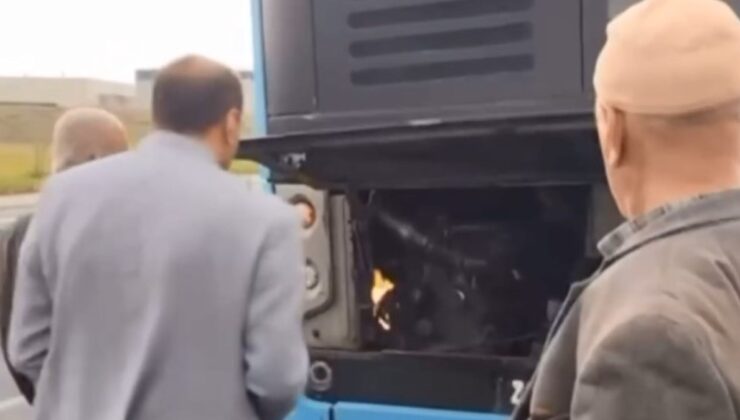 Yolcu Alevleri Üfleyerek Söndürmeye Çalıştı