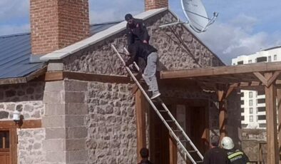 Gençlerin Çatıya Çıkma İddiası Paniğe Neden Oldu