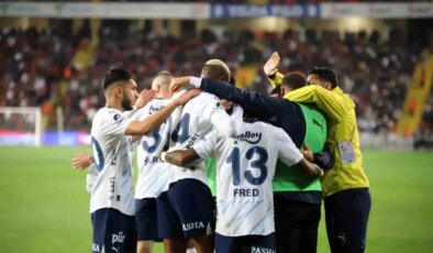 Fenerbahçe, Geriden Gelerek Kazandı