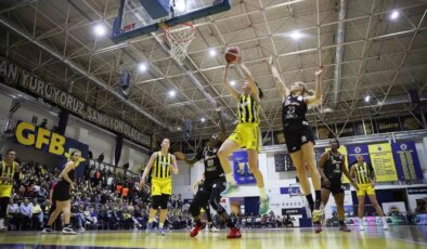 Fenerbahçe Opet, Mersin’i Yenerek Finalde 2-0 Öne Geçti