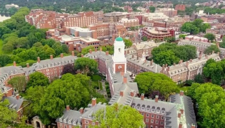 Harvard Üniversitesi’nde Silah Sesi Panik Yarattı
