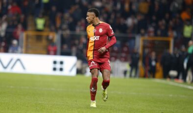 Ismail Jakobs 14 Maç Sonra Sahalara Döndü