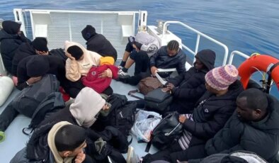 İzmir’de 50 Düzensiz Göçmen Yakalandı