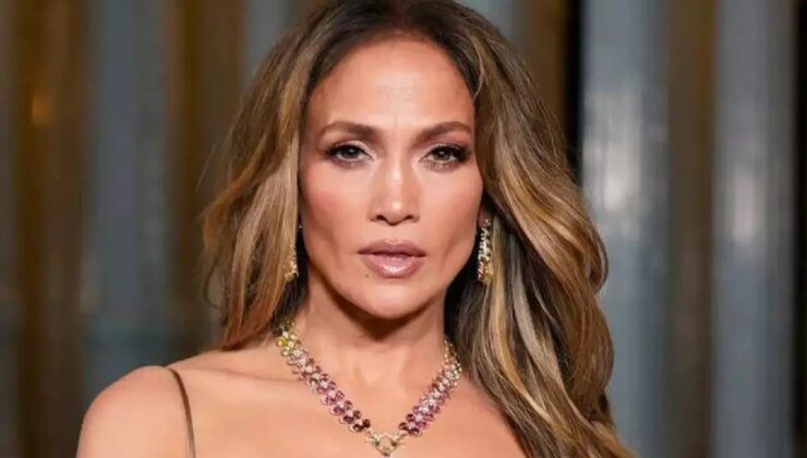 Jennifer Lopez Türkiye’ye bir ay gecikmeli gelecek