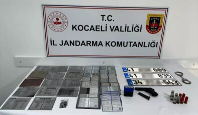 Kocaeli’de Kaçak Araç Operasyonu