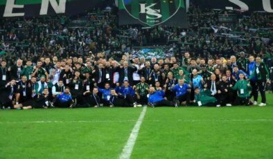 Kocaelispor Süper Lig’e Yükseldi