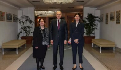 Kurtulmuş, Papa Franciscus’un Cenaze Törenine Katıldı