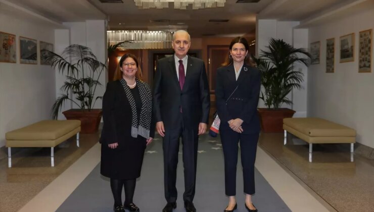 Kurtulmuş, Papa Franciscus’un Cenaze Törenine Katıldı