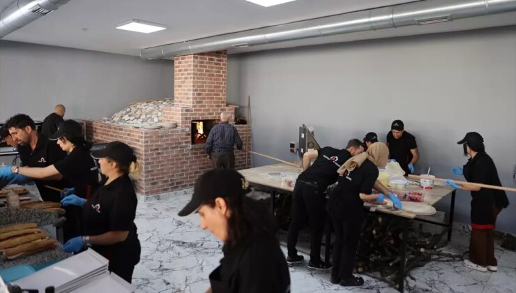 Mardin’de Süryani İşadamı Pizza Salonu Açtı