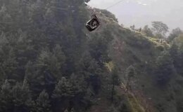 Pakistan’da Teleferik Kazası: 6’sı Çocuk 8 Kişi Mahsur Kaldı