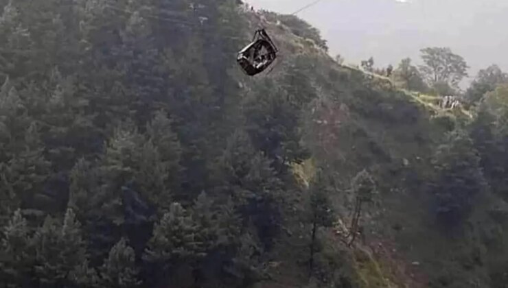 Pakistan’da Teleferik Kazası: 6’sı Çocuk 8 Kişi Mahsur Kaldı
