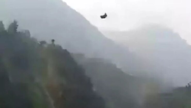 Pakistan’da teleferik kazasında 8 kişi mahsur kaldı