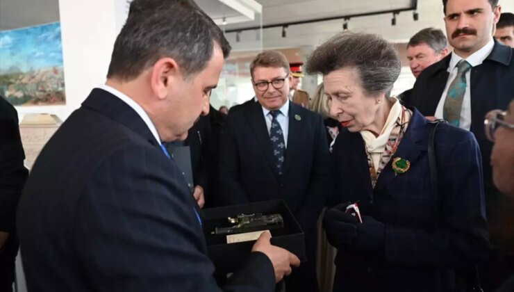 Prenses Anne’den Seddülbahir Kalesi Ziyareti