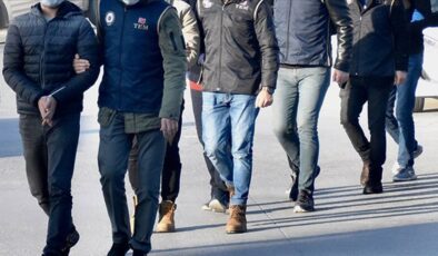 Sahte Kadın Profilleriyle 500 Milyon TL Dolandırdılar