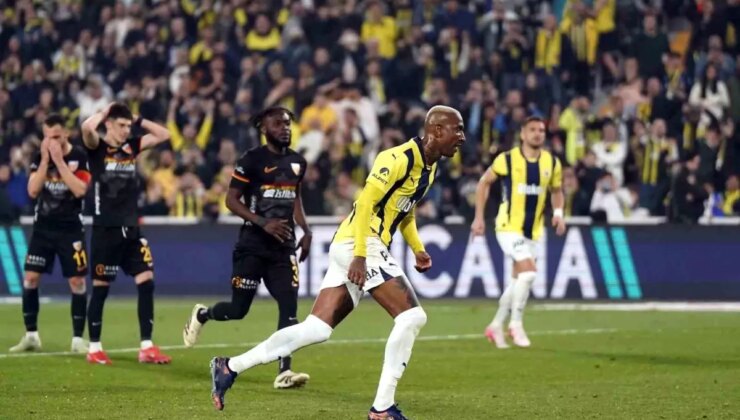 Talisca Dört Maçta 7 Gol Attı!