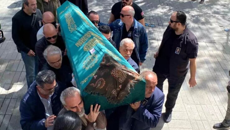 Tarkan’ın Annneciği Son Yolculuğuna Uğurlandı