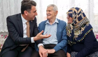 Yarım Asırlık Aşk: Rabiye ve Veysi Çifti