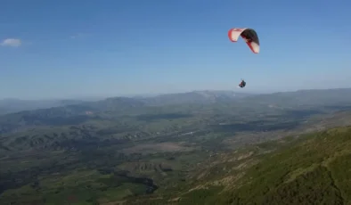Akıncılar Semalarında Yamaç Paraşütü Heyecanı