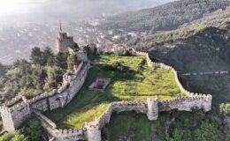 Boyabat Kalesi: 2.700 Yıllık Tarih ve Gizemli Surlar