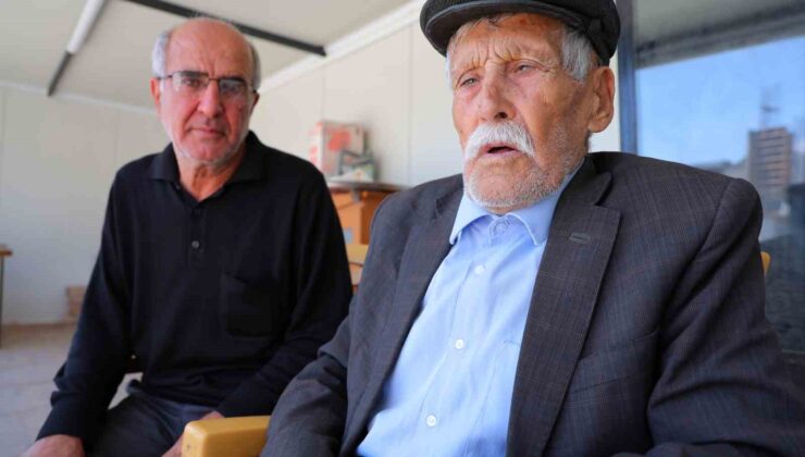 102 Yaşındaki Cemal Dede Geçmişiyle Kahramanmaraş’ın Hafızası Oldu