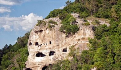 İnceğiz Mağaraları: Tarih, Sinema ve Doğanın Buluşma Noktası