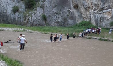 Kapıkaya Kanyonu’nda 35 Kişi Mahsur Kaldı