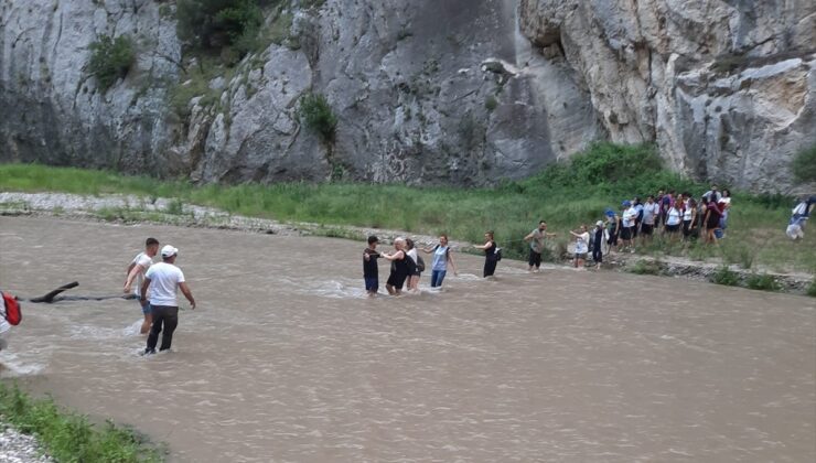 Kapıkaya Kanyonu’nda 35 Kişi Mahsur Kaldı