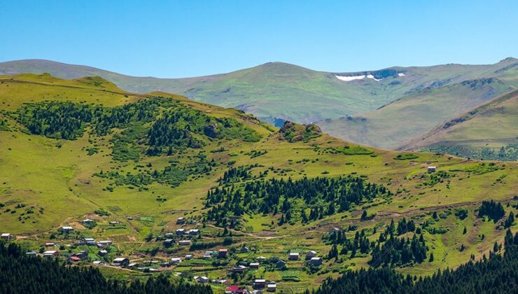 Kümbet Yaylası’nda Obruk Paniği!