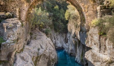 2 Bin Yıllık Roma Köprüsü Zamana Direniyor