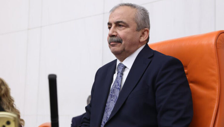 TBMM Başkanvekili Sırrı Süreyya Önder Hayatını Kaybetti