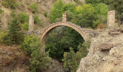 Giresun’da Sulama İçin Yapılmış Tarihi Taş Köprü