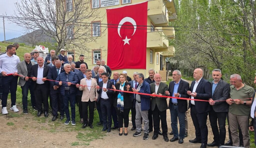 Toplukonak Köy Konağı
