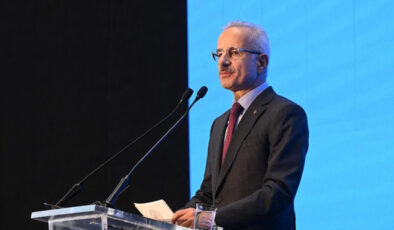 Abdulkadir Uraloğlu: Kruvaziyer yolcu sayısı yüzde 52,3 arttı